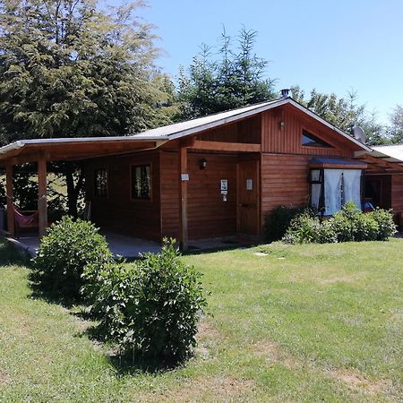 Turismo Jaos Cabanas Tinas Y Quincho Futrono Exterior foto
