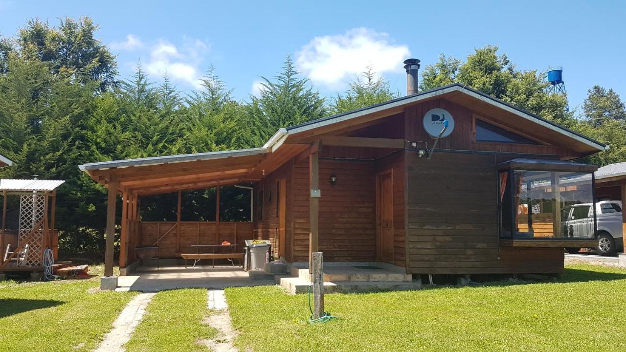 Turismo Jaos Cabanas Tinas Y Quincho Futrono Exterior foto